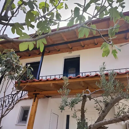 Villa Nadya *