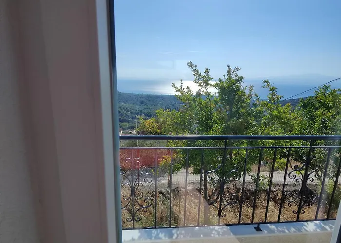 Nadya Вилла Kallirakhi